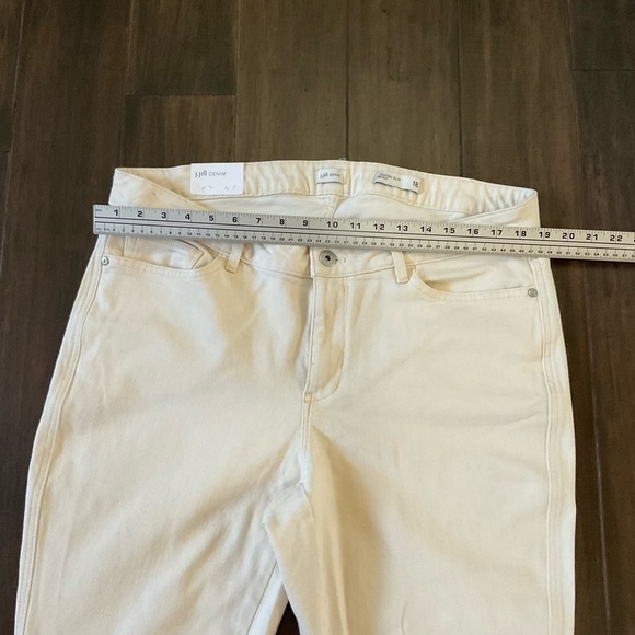 J.Jill Denim Plus Size Boot Cut Ivory Contoured Waistband Jeans Size 18 - Picture 3 of 7